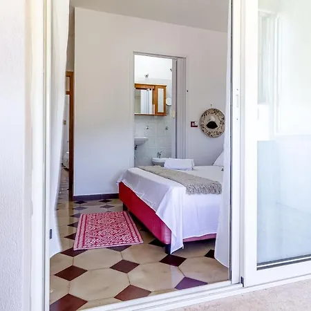 Apartman Nuras - Blue Horizon Terrace Seaview - Parking